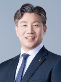 류동근
